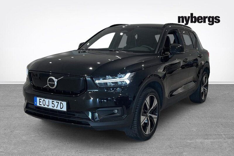 Svart Begagnad 2022 Volvo XC40 Plus SUV | 339 000 kr - Bild 1/4