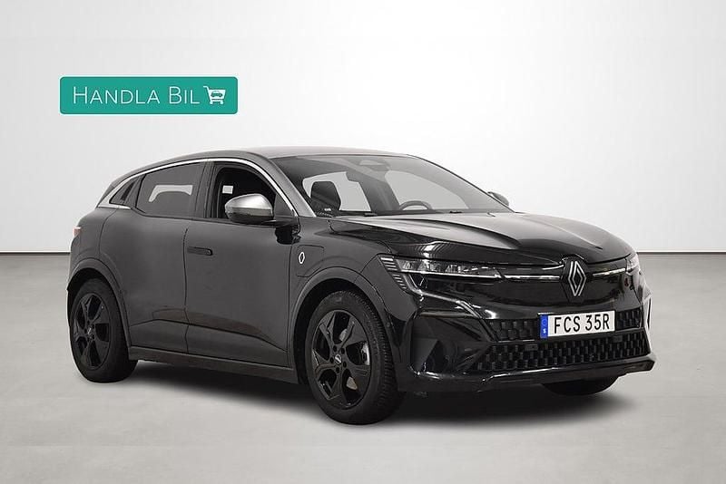 Begagnad Renault Mégane IV Iconic 160 kW (218 HK) 2023 Svart Halvkombi