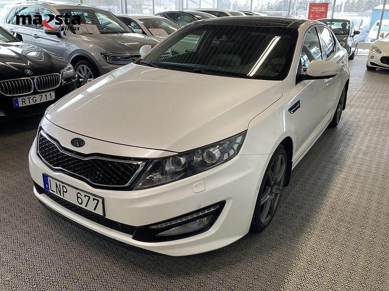 Begagnad Kia Optima 136 HK (100 kW) 2012 Vit Sedan
