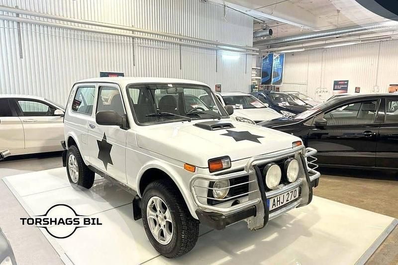 Begagnad Lada niva 83 HK (61 kW) 2014 Vit SUV