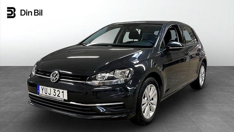 Mörkgrå (urano grey) Begagnad 2017 VW Golf VII Halvkombi | 129 800 kr (Bra pris) - Bild 1/4