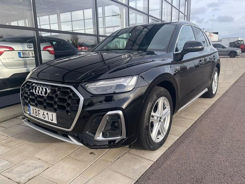 Svart Begagnad 2022 Audi Q5 S-Line SUV | 489 900 kr (Marknadspris) - Bild 1/4