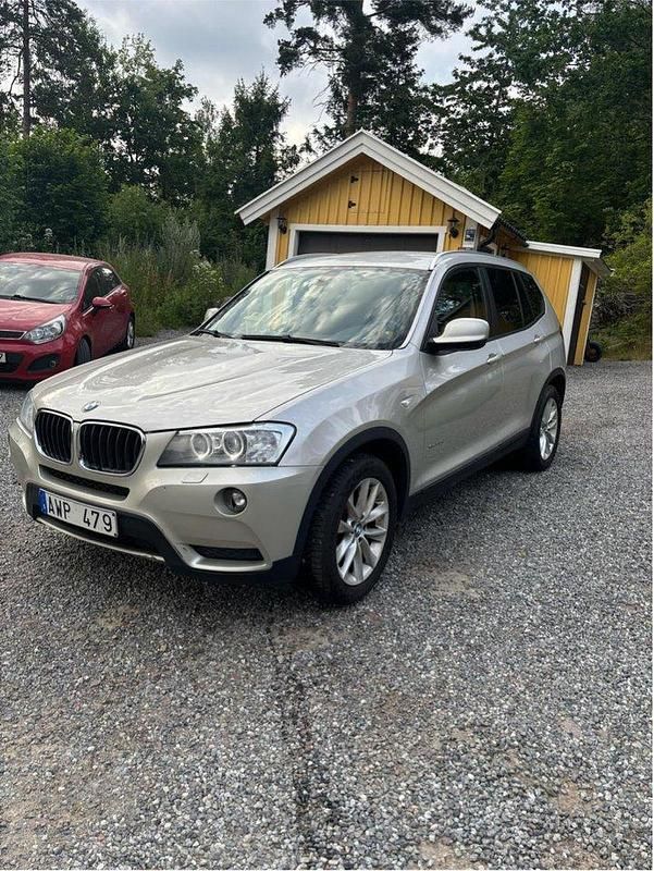 Grå Begagnad 2012 BMW X3 SUV | 83 000 kr (Bra pris) - Bild 1/4