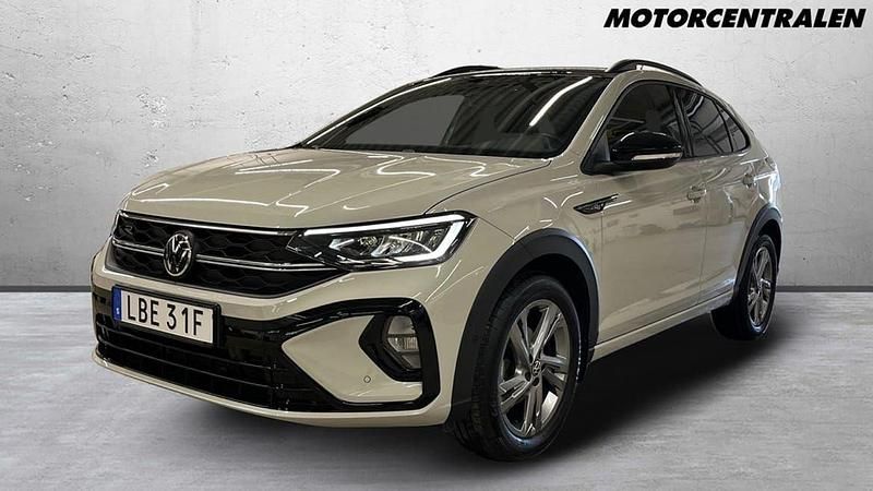 Grå Begagnad 2022 VW Taigo R-line SUV | 249 000 kr (Marknadspris) - Bild 1/4