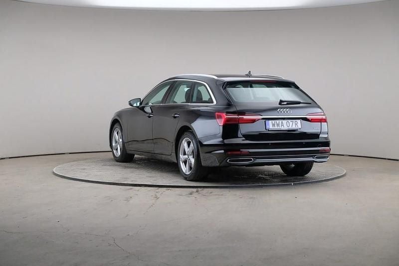 Begagnad Audi A6 299 HK (219 kW) 2022 Brilliantsvart (solid) Kombi