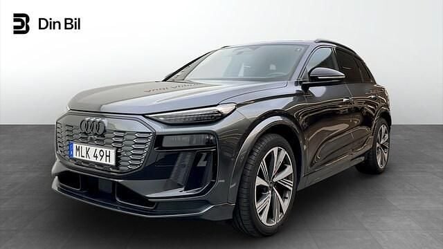Grå (daytonagrå pärleffekt) Begagnad 2024 Audi Q6 e-tron S-Line SUV | 899 000 kr (Dyr) - Bild 1/4