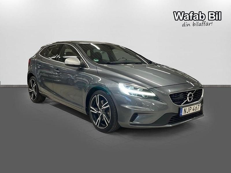 Begagnad Volvo V40 R-Design 150 HK (110 kW) 2016 Grå Kombi