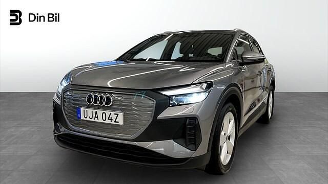 Grå Begagnad 2022 Audi Q4 e-tron Proline SUV | 314 000 kr (Marknadspris) - Bild 1/4
