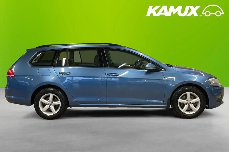 Begagnad VW Golf VII 123 HK (90 kW) 2014 Blå Kombi