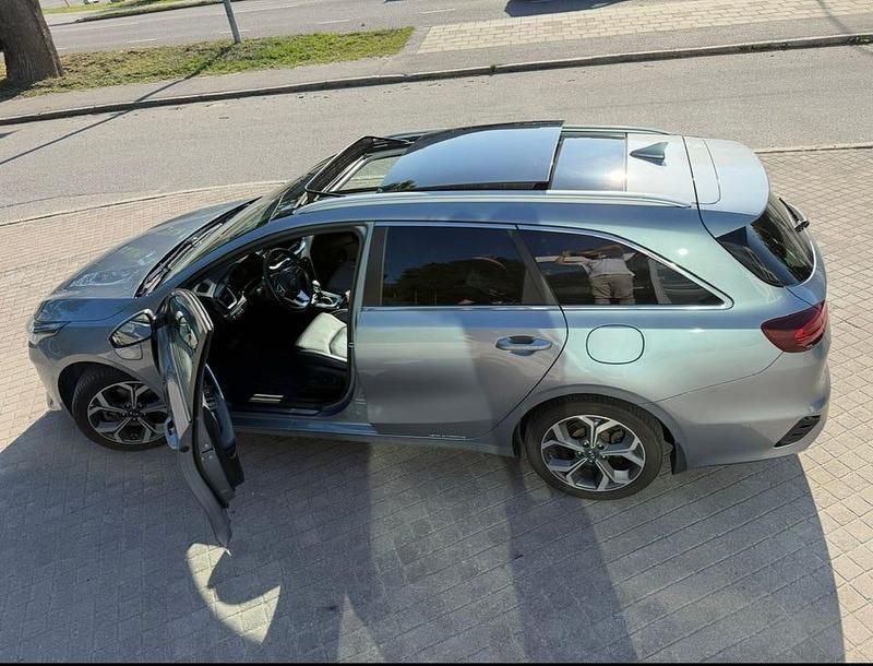 Begagnad Kia Ceed Sportswagon 141 HK (103 kW) 2021 Kombi