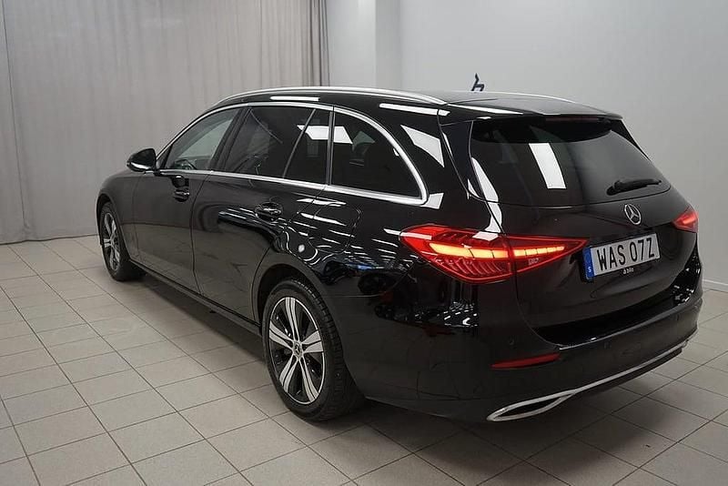 Begagnad Mercedes C300e 204 HK (150 kW) 2023 Svart Kombi