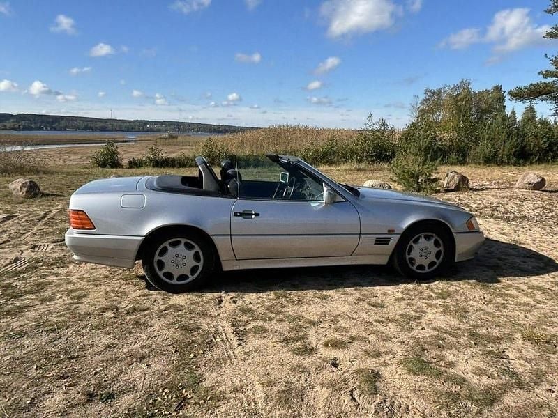 Begagnad 1992 Mercedes 300 Cab | 135 000 kr - Bild 1/4