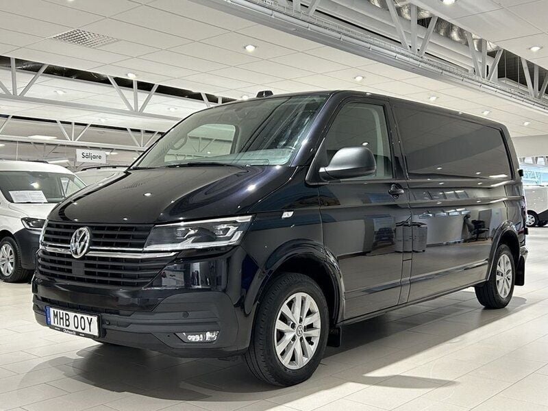 Svart Begagnad 2020 VW T6.1 Van | 359 900 kr (Lite dyr) - Bild 1/4