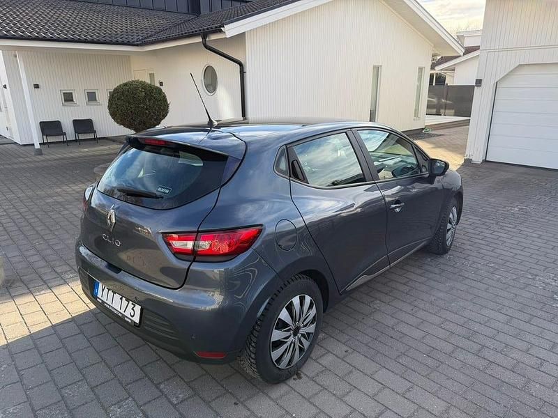 Begagnad Renault Clio IV 73 HK (53 kW) 2018