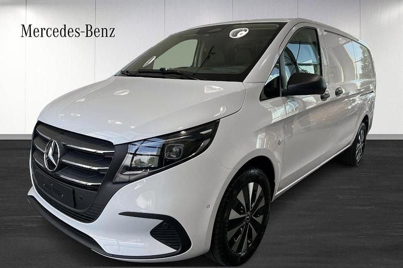 Vit (white) Ny 2025 Mercedes Vito Minibuss | 624 875 kr (Marknadspris) - Bild 1/4