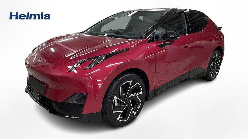 Röd Ny 2025 Lynk & Co 02 SUV | 474 995 kr - Bild 1/4