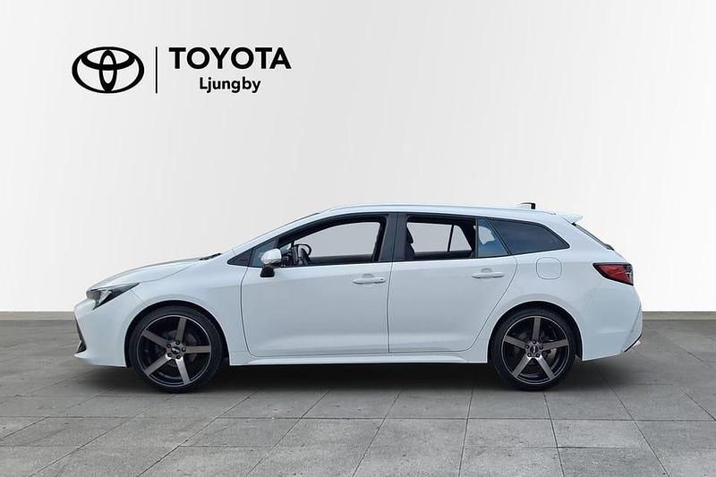 Begagnad Toyota Corolla Active 117 HK (86 kW) 2019 Vit Kombi
