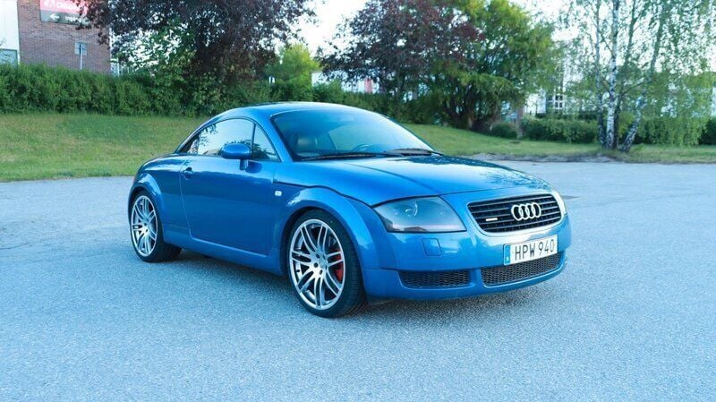 Blå Begagnad 2000 Audi TT Comfort Sportkupé | 84 700 kr (Lite dyr) - Bild 1/4