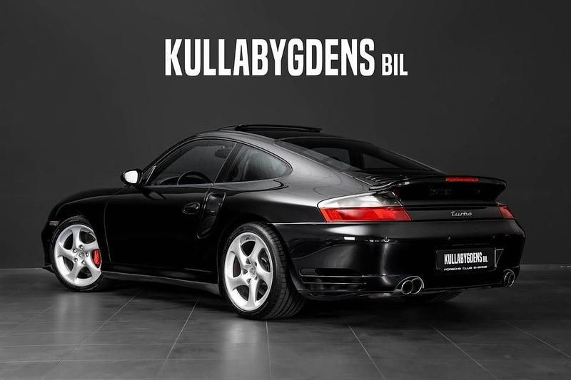 Begagnad Porsche 911 Turbo 451 HK (331 kW) 2002 Svart Sportkupé