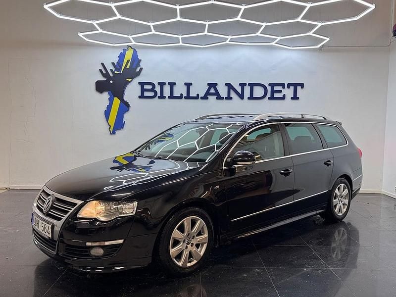 Svart Begagnad 2010 VW Passat Sportline Kombi | 74 900 kr (Lite dyr) - Bild 1/4
