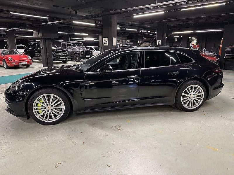 Begagnad Porsche Panamera Sport Turismo 330 HK (242 kW) 2017 Svart Kombi