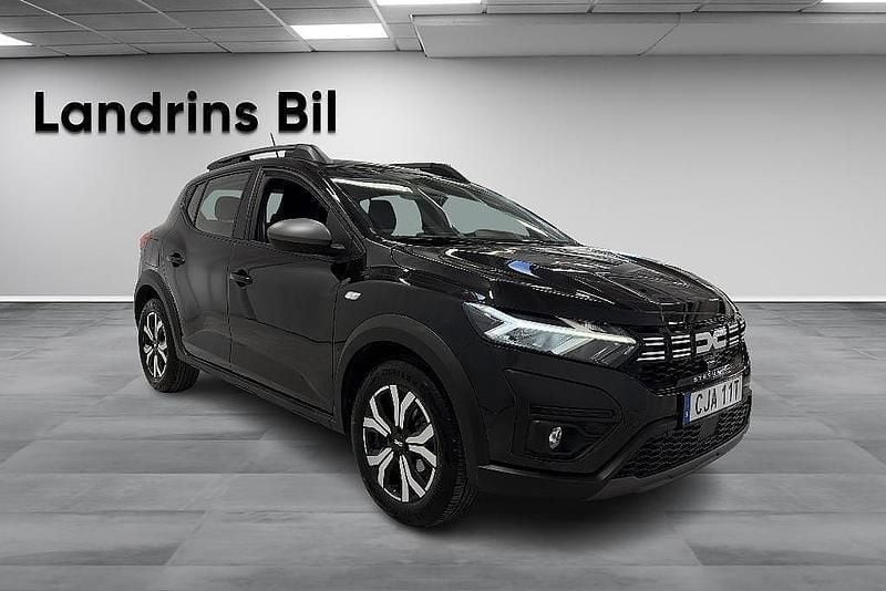 Begagnad Dacia Sandero Stepway 91 HK (66 kW) 2022 Svart Halvkombi