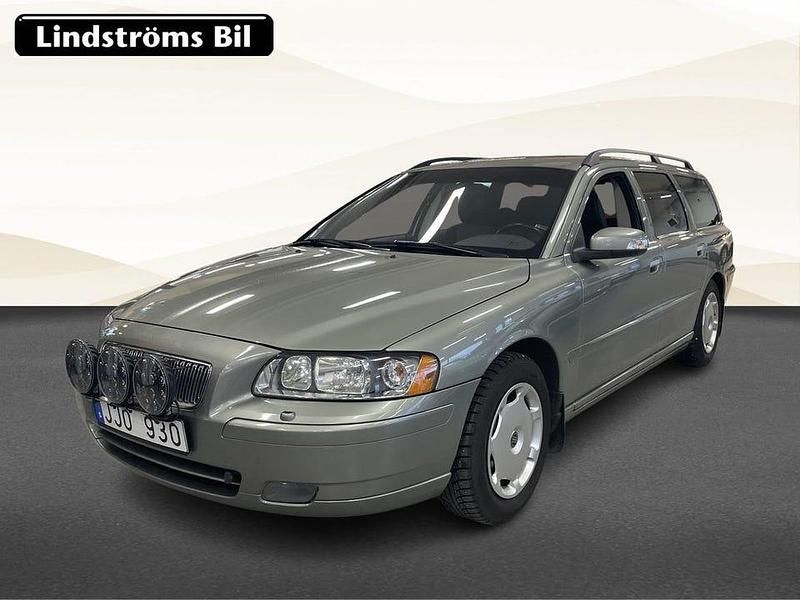 Grön Begagnad 2007 Volvo V70 Standard Kombi | 74 900 kr (Lite dyr) - Bild 1/4