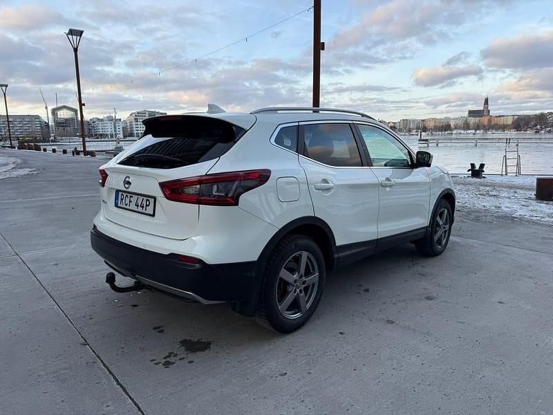 Begagnad Nissan Qashqai 140 HK (102 kW) 2019 SUV