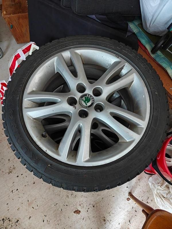 Begagnad Skoda Fabia RS 180 HK (132 kW) 2011