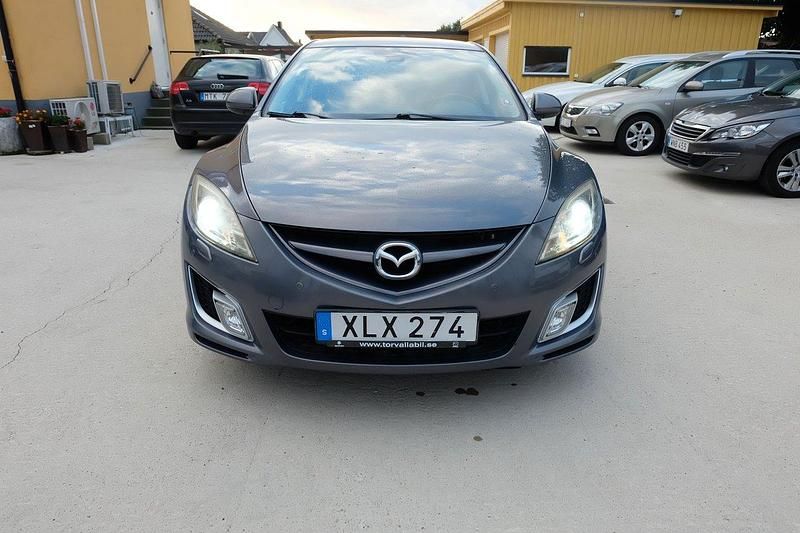 Grå Begagnad 2008 Mazda 6 Inclusive Halvkombi | 54 900 kr (Marknadspris) - Bild 1/4