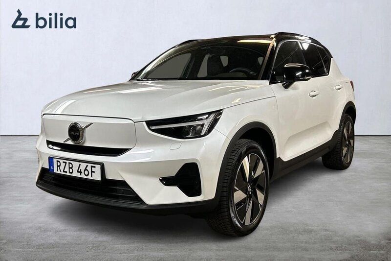 Vit Begagnad 2023 Volvo XC40 Core SUV | 419 900 kr - Bild 1/3