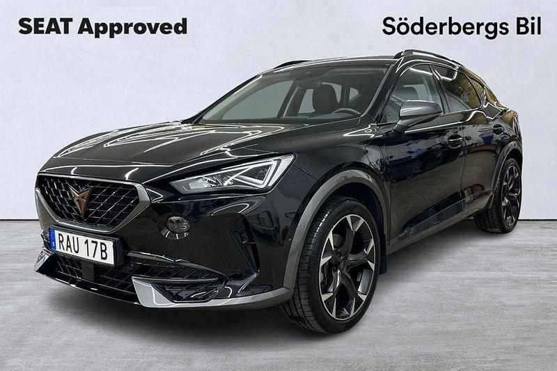 Svart (midnight black metallic) Begagnad 2024 Cupra Formentor SUV | 319 500 kr (Bra pris) - Bild 1/4