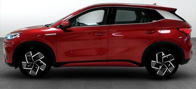 Röd Begagnad 2022 BYD Atto 3 SUV | 274 999 kr (Marknadspris) - Bild 1/4