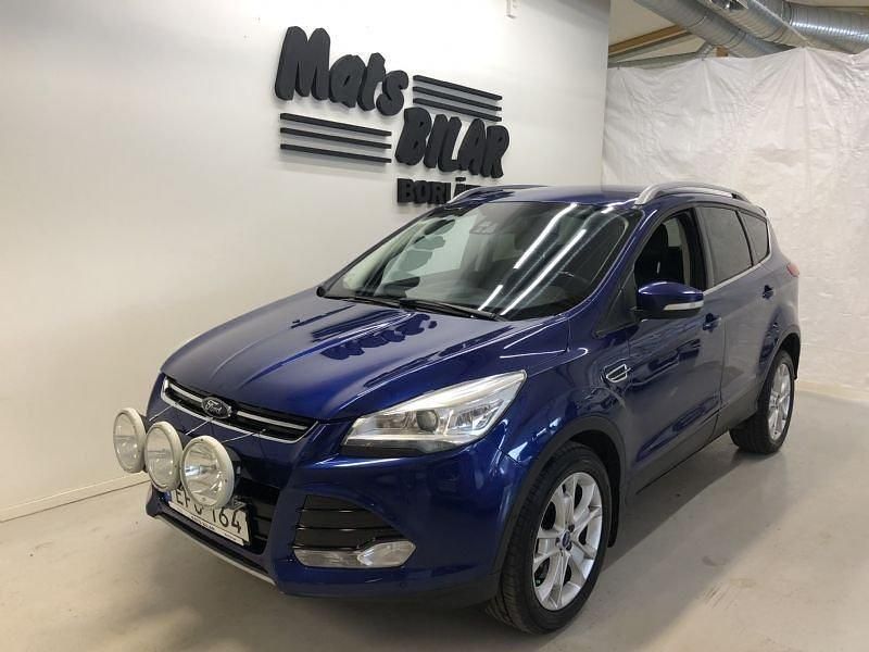 Blå Begagnad 2014 Ford Kuga SUV | 109 900 kr (Marknadspris) - Bild 1/4