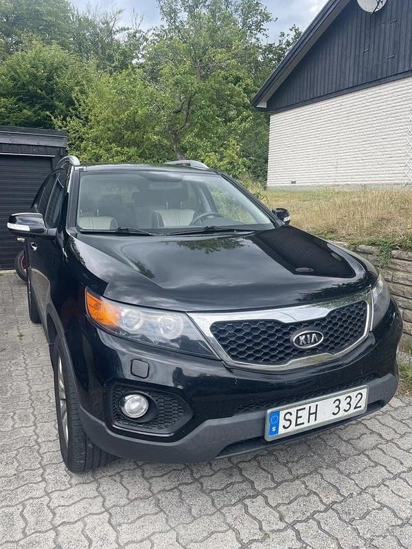 Svart Begagnad 2010 Kia Sorento SUV | 65 000 kr (Bra pris) - Bild 1/4