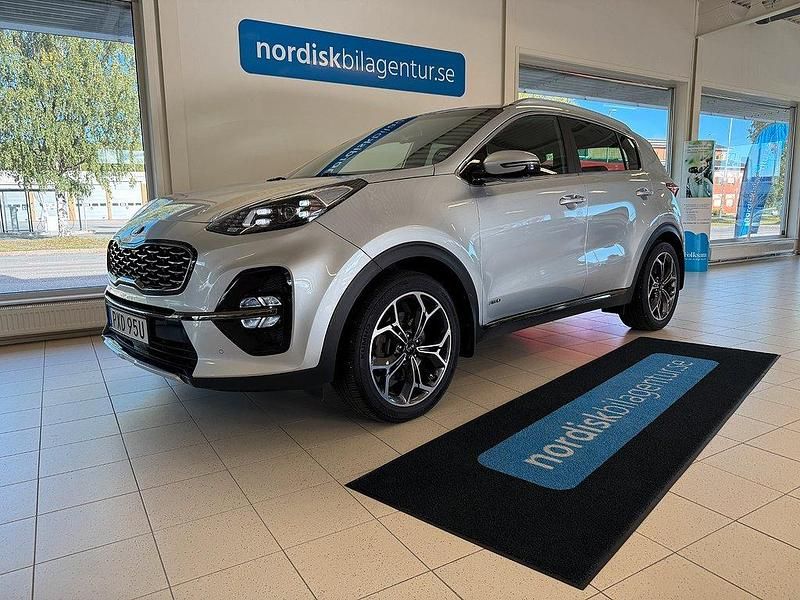 Grå (silver metallic) Begagnad 2019 Kia Sportage GT-Line SUV | 219 900 kr (Marknadspris) - Bild 1/4