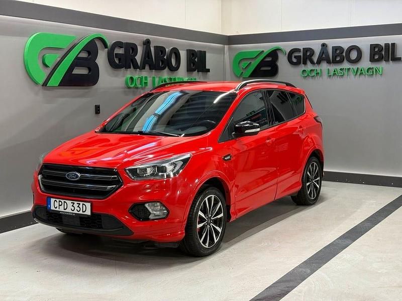 Röd Begagnad 2020 Ford Kuga ST-Line SUV | 179 900 kr (Marknadspris) - Bild 1/4