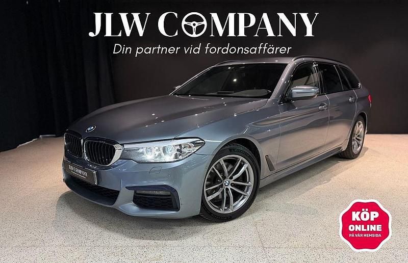 Blå Begagnad 2020 BMW 520 M Sport Kombi | 284 000 kr (Bra pris) - Bild 1/4