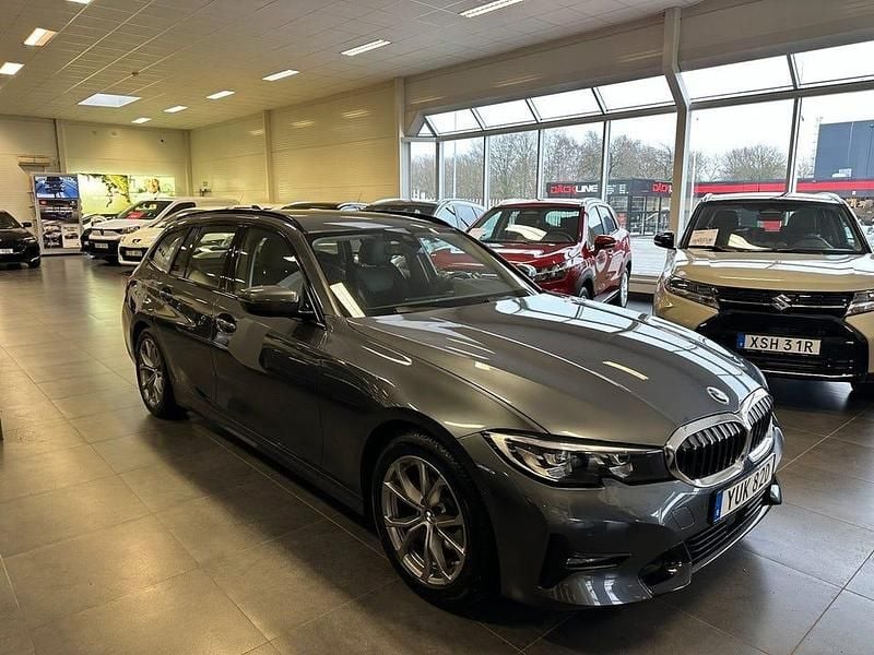 Begagnad BMW 320 190 HK (139 kW) 2021 Grå Kombi