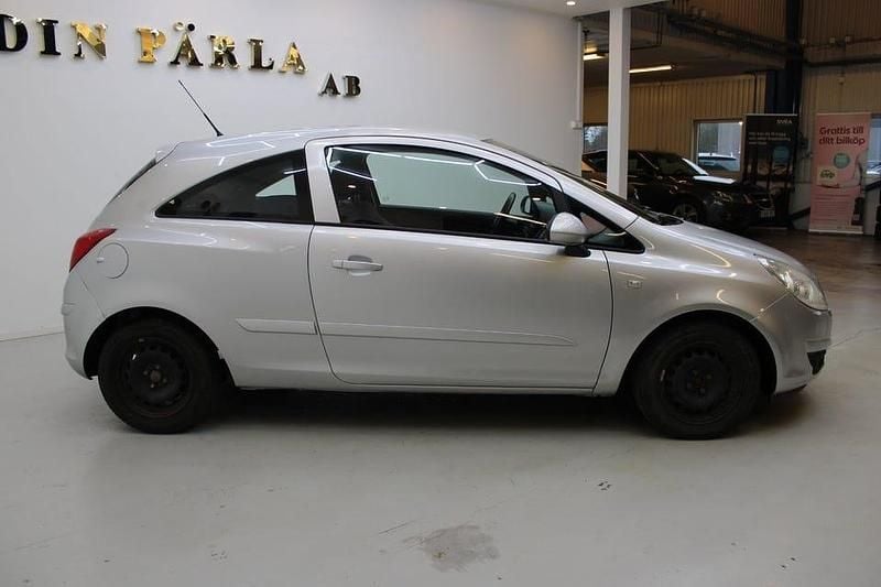 Begagnad Opel Corsa 90 HK (66 kW) 2007 Grå Kombi