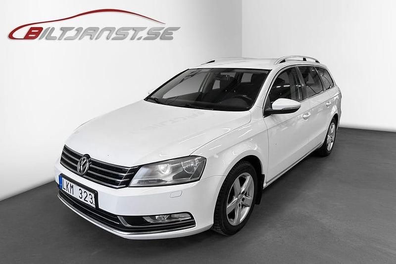 Vit Begagnad 2013 VW Passat Kombi | 79 900 kr (Marknadspris) - Bild 1/4