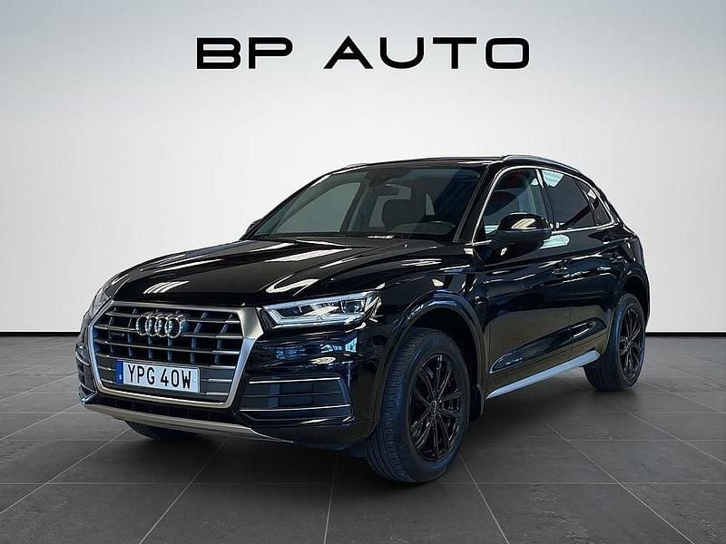 Svart Begagnad 2019 Audi Q5 SUV | 309 500 kr (Marknadspris) - Bild 1/4