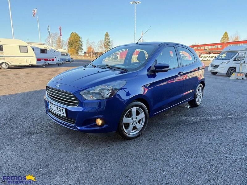 Blå Begagnad 2017 Ford Ka Plus Halvkombi | 89 500 kr - Bild 1/4