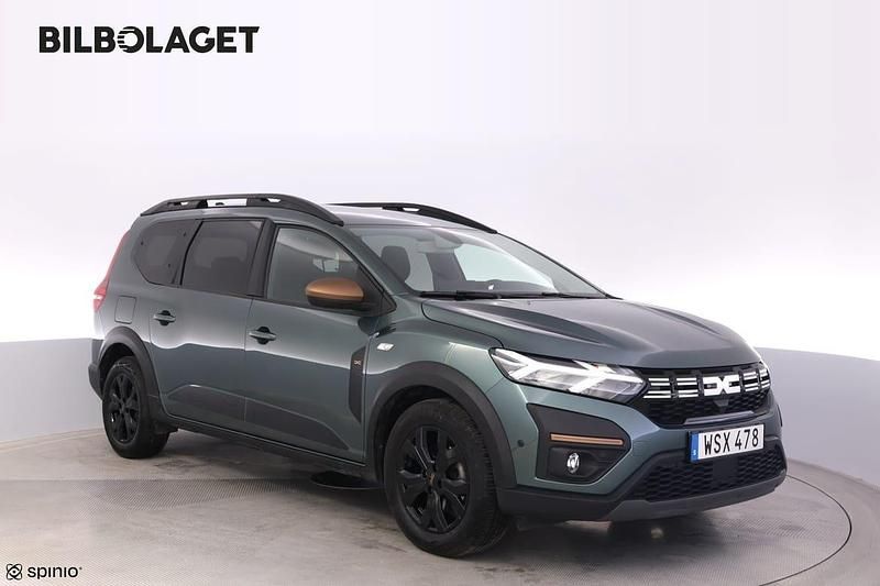 Grön Begagnad 2023 Dacia Jogger Extreme Minibuss | 194 800 kr (Lite dyr) - Bild 1/4