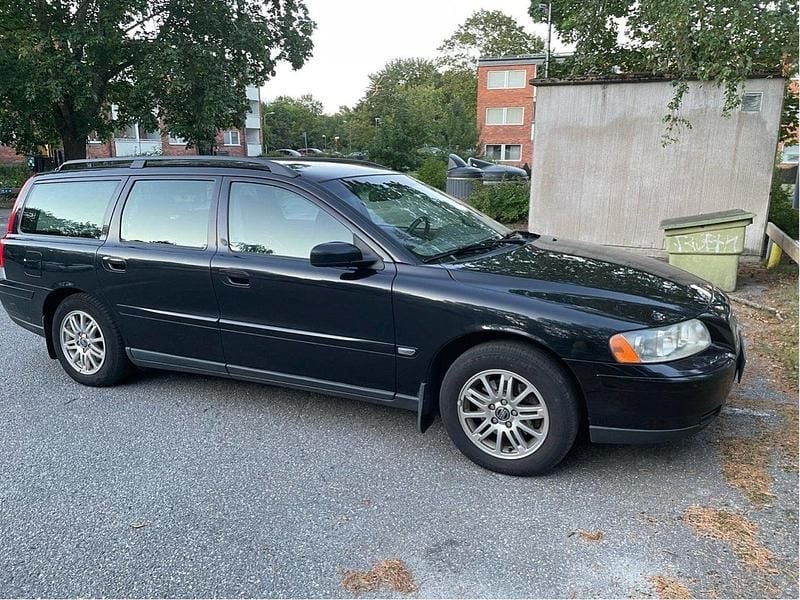 Svart Begagnad 2007 Volvo V70 Business Edition Kombi | 29 500 kr (Marknadspris) - Bild 1/4