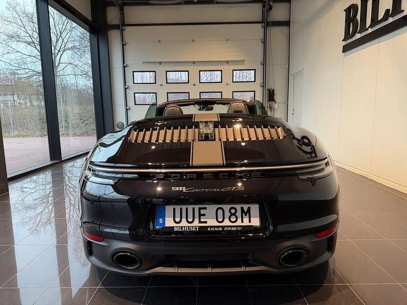 Begagnad Porsche 911 Carrera GTS 480 HK (353 kW) 2023 Svart Cab