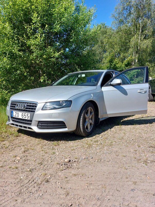 Silver Begagnad 2012 Audi A4 Proline Kombi | 67 000 kr (Bra pris) - Bild 1/4