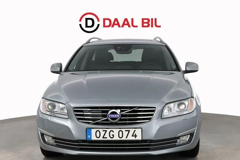 Begagnad Volvo V70 Performance 181 HK (133 kW) 2015 Silver Kombi