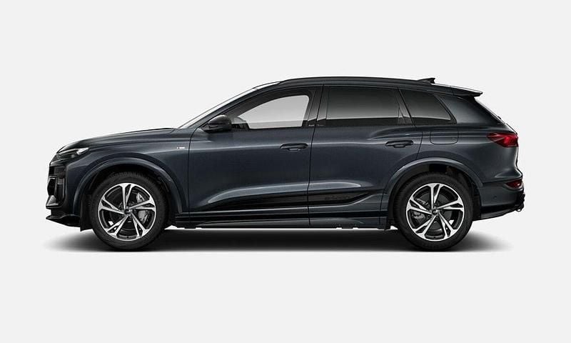 Grå (manhattangrå metallic) Ny 2025 Audi Q6 e-tron Design SUV | 1 000 100 kr (Lite dyr) - Bild 1/4