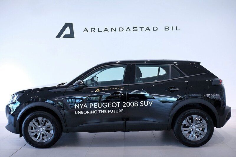 Svart Begagnad 2022 Peugeot 2008 GTi SUV | 338 900 kr - Bild 1/4